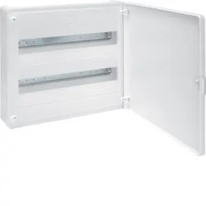 Víkendová Akce HAGER VS218PS Rozvodnice nástěnná golf, IP40, 2-řadá, 36 mod., plná dvířka, bezšr. svorky