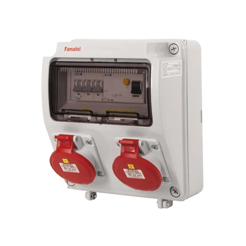 FAMATEL v028 ZSF00200000.1 /3957  Zásuvková skříň IP44 jištěná s chráničem 40/4/003 - přístroje Eaton Objednat Nyní