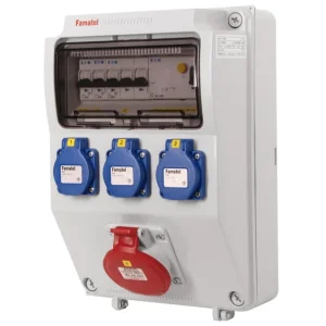 FAMATEL v205-6kA ZSF30100000.1 /3958  Zásuvková skříň IP44 jištěná s chráničem 40/4/003 - přístroje Eaton Expresní Doručení