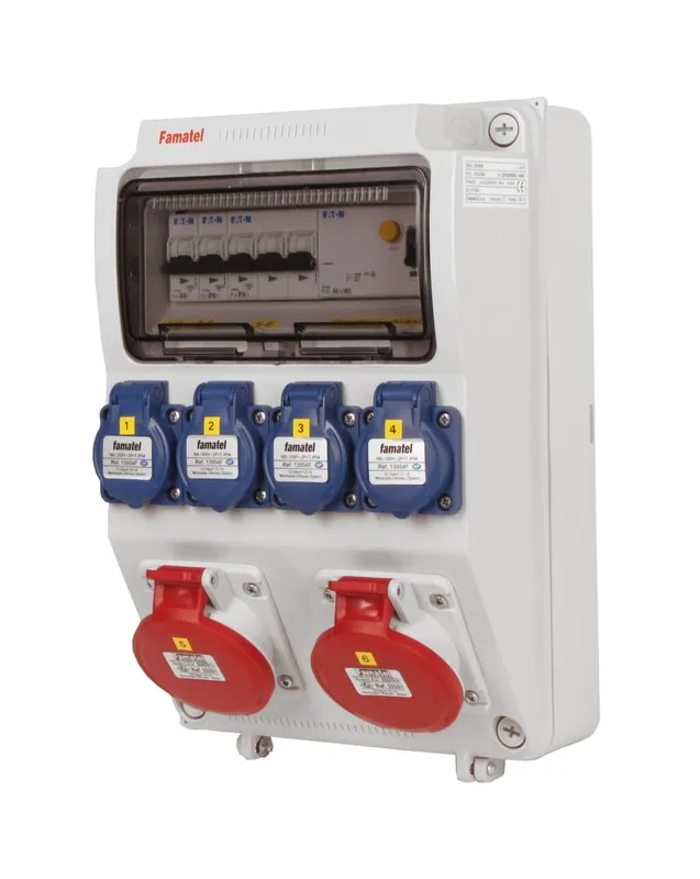 FAMATEL v1122-6kA ZSF40200000.1 /3958 Zásuvková skříň IP44 jištěná s chráničem 40/4/003 - přístroje Eaton Must-Have