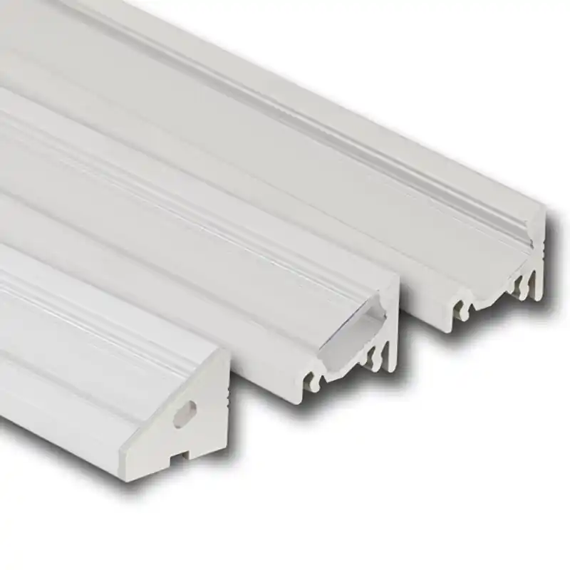 Horká Nabídka McLED ML-761.059.02.1 Rohový hliníkový profil RQ, 20x16 mm, čirý difuzor, komplet 1m