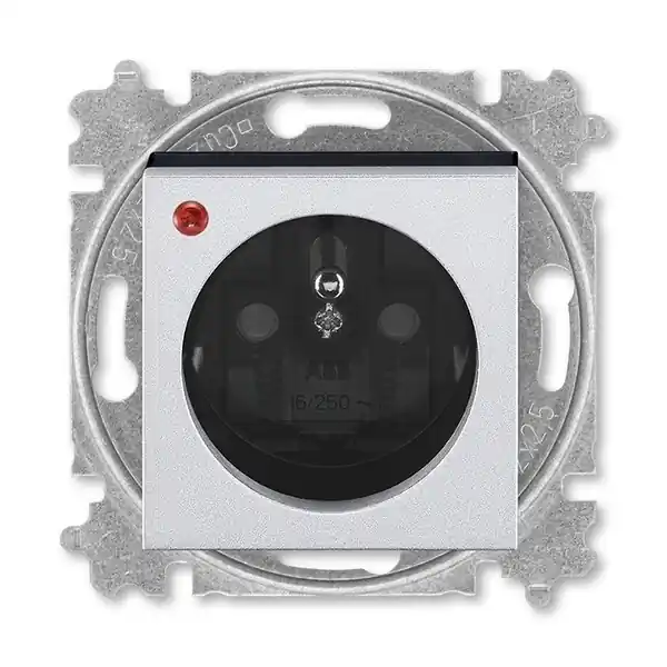 ABB 5599H-A02357 70, LEVIT Zásuvka jednonásobná, s př.ochr.; titanová/kouř. černá Hit Sezóny