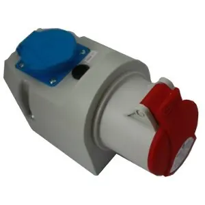 Hromadná Objednávka SEZ-DK IZVZ 3243 Zásuvka nástěnná 32A/4P kombinovaná se zásuvkou 230V *10006755.00