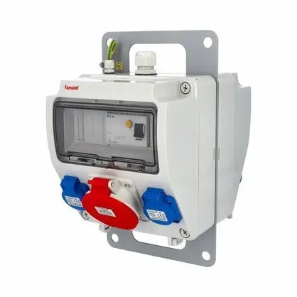 Záruka V Ceně FAMATEL az1128 - ZSFZ40002000.1 /3957x2  Zás.skříň závěsná IP54 jištěná s chráničem 40/4/003-A