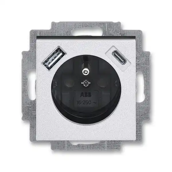 ABB 5569H-A32357 70 LEVIT Zásuvka 1násobná s kolíkem, s clonkami, s nabíjením USB-A, USB-C; titanová/kouř. černá Profesionální