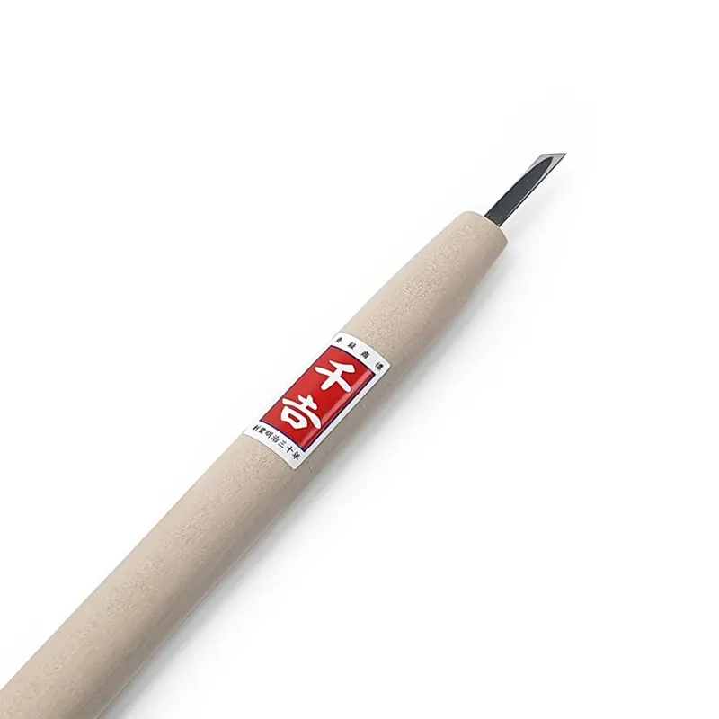 Japonské řezbářské mini-dláto SENKICHI s šikmou čepelí - 4,5 mm Omezená Nabídka